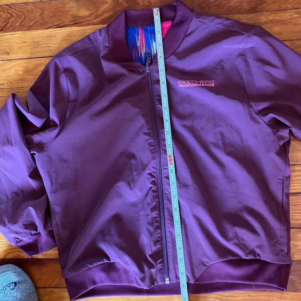 Skechers Performance Reversible Bomber Jacket - XS Purple / Print - Picture 8 of 11